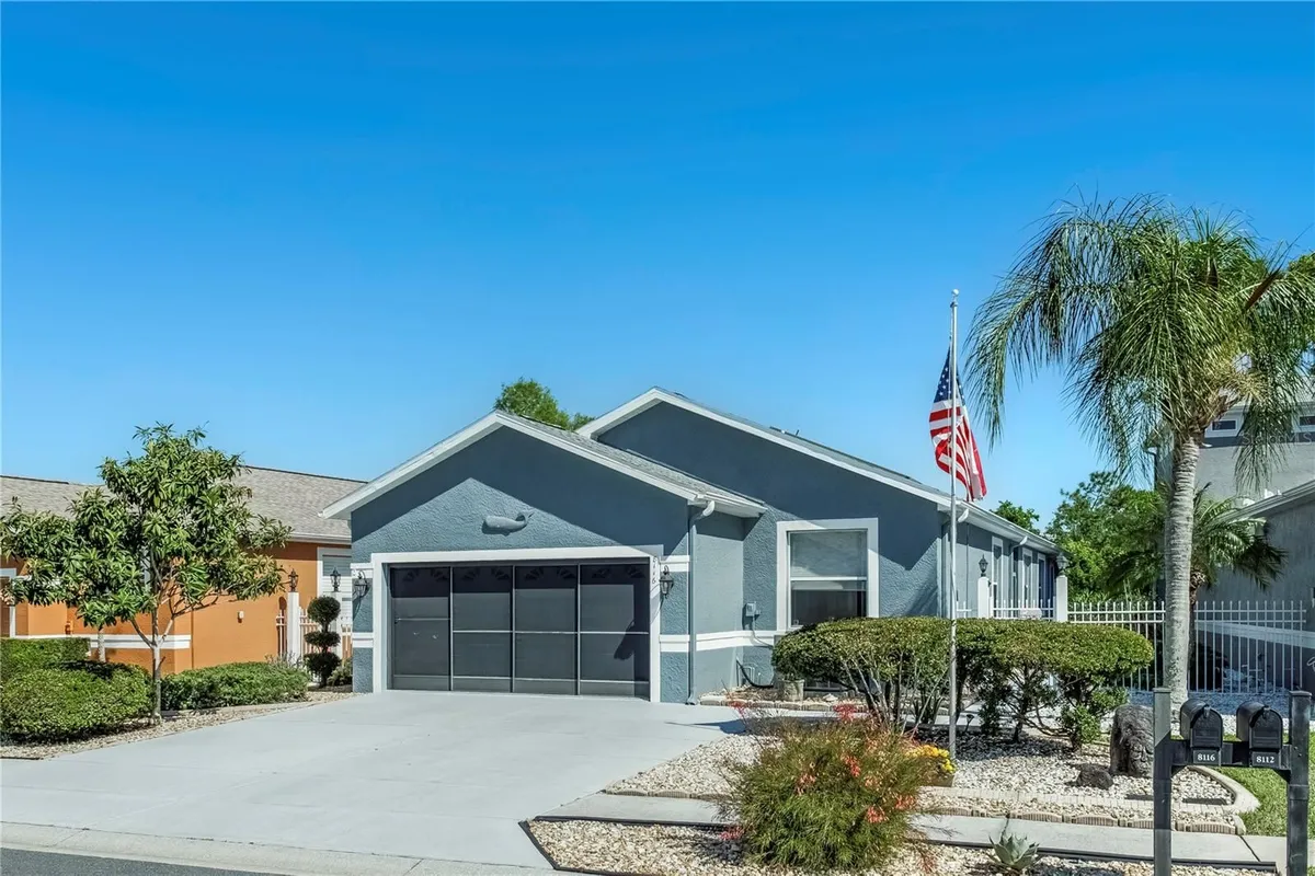 Property Slideshow image 1 of 34 | 8116 sanguinelli rd, Land O Lakes, FL, 34637