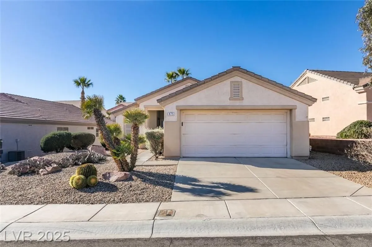 Property Slideshow image 1 of 26 | 475 edgefield ridge pl, Henderson, NV, 89012