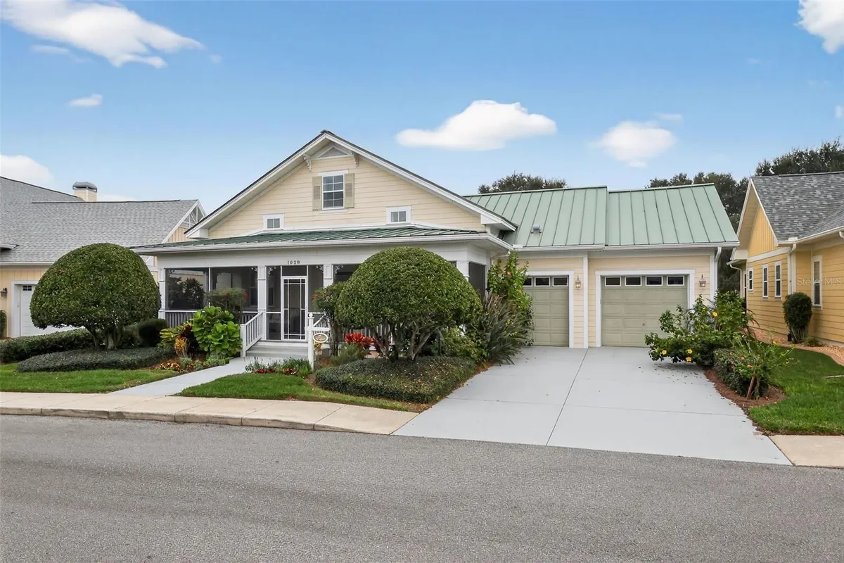 Property Slideshow image 1 of 44 | 1028 cottage dr, The Villages, FL, 32162
