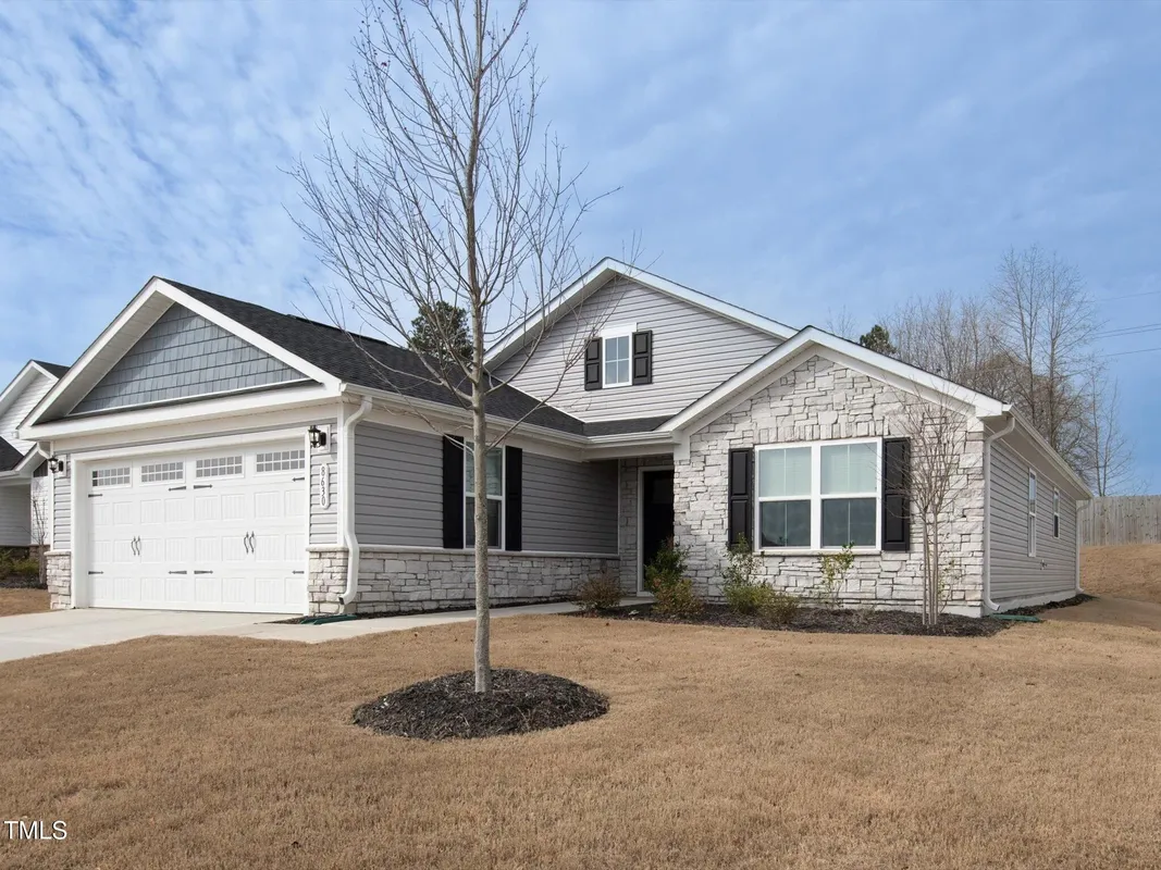 Property Slideshow image 1 of 33 | 8630 kenridge ln, Fuquay Varina, NC, 27526