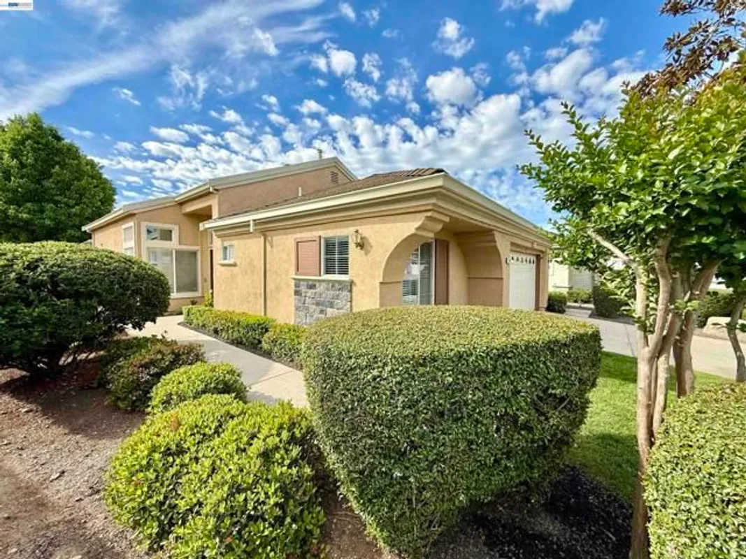 Property Slideshow image 1 of 51 | 30 gala ln, Brentwood (Cc), CA, 94513