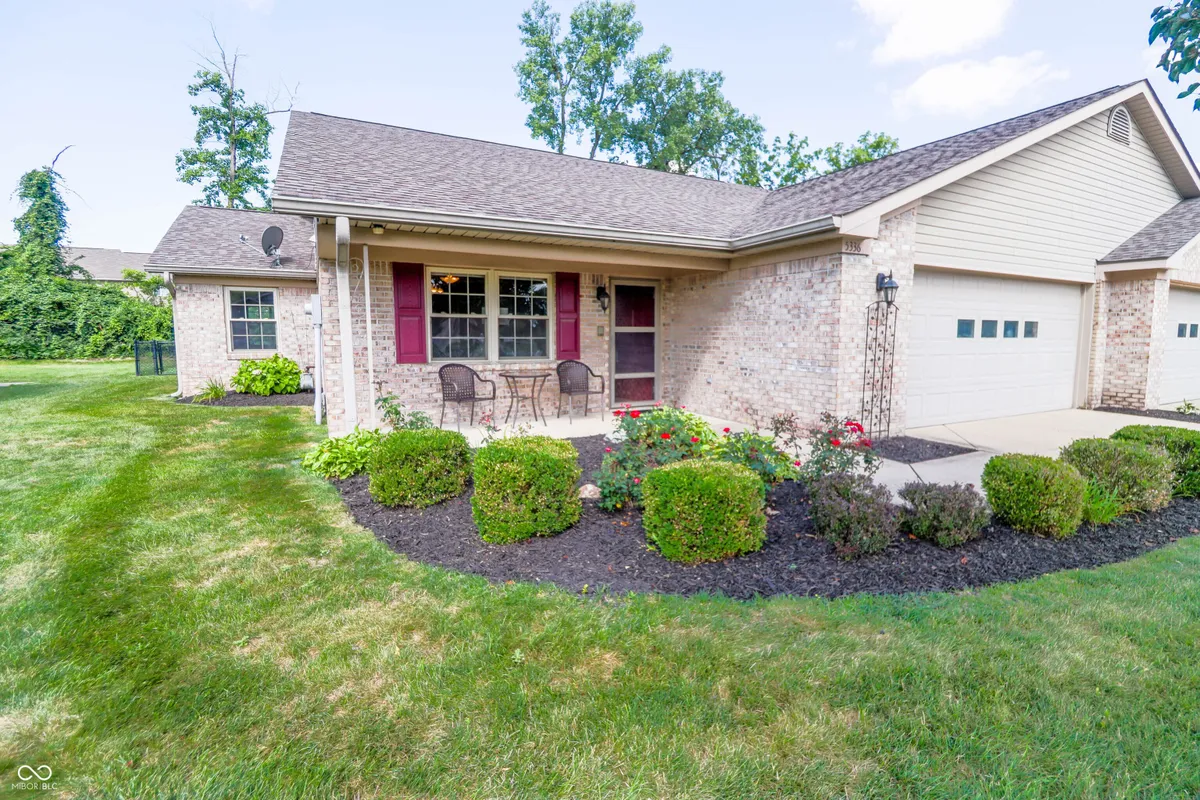 Property Slideshow image 1 of 46 | 5336 oak harbor ct, Indianapolis, IN, 46237