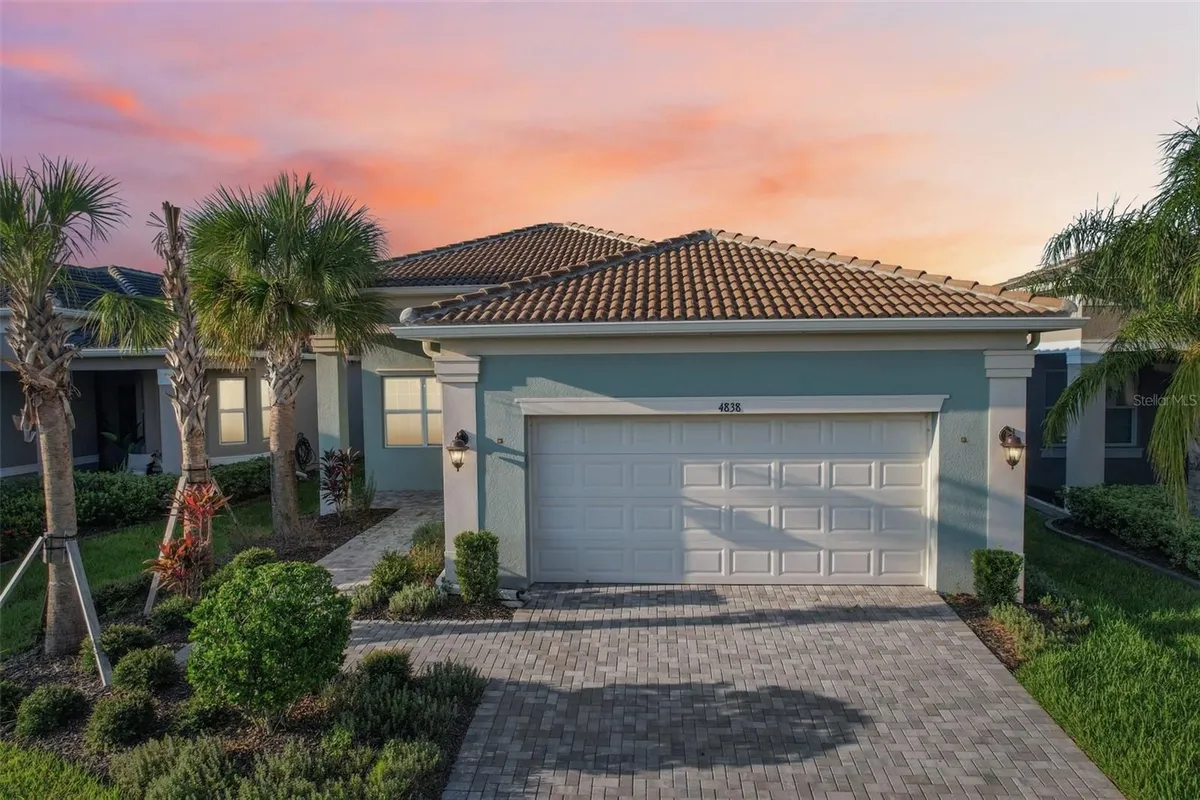 Property Slideshow image 1 of 50 | 4838 sevilla shores dr, Wimauma, FL, 33598