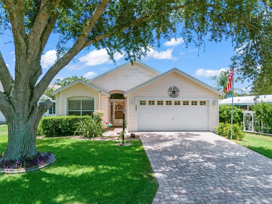 Property Slideshow image 1 of 46 | 1405 w schwartz blvd, The Villages, FL, 32159