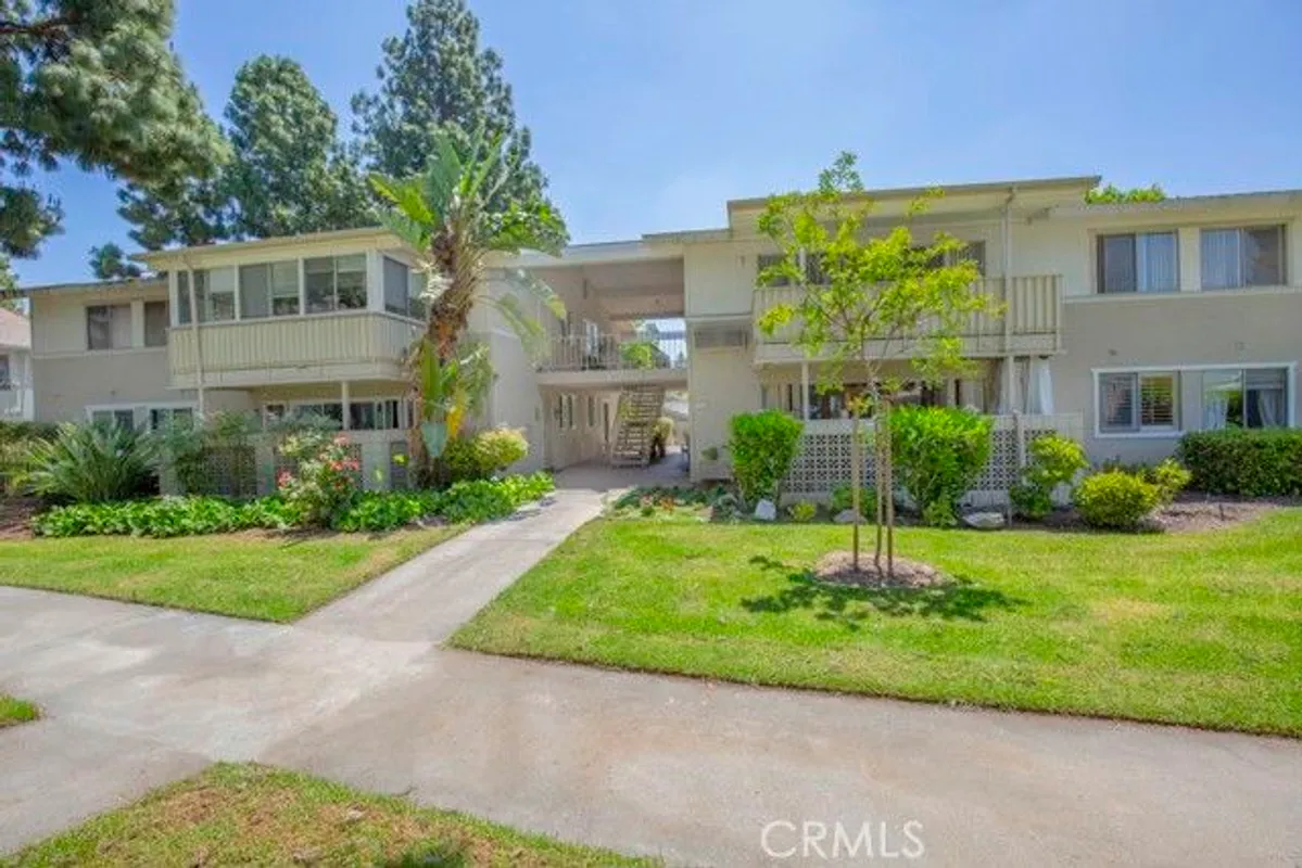 Property Slideshow image 1 of 31 | 353 ave sevilla c, Laguna Woods, CA, 92637