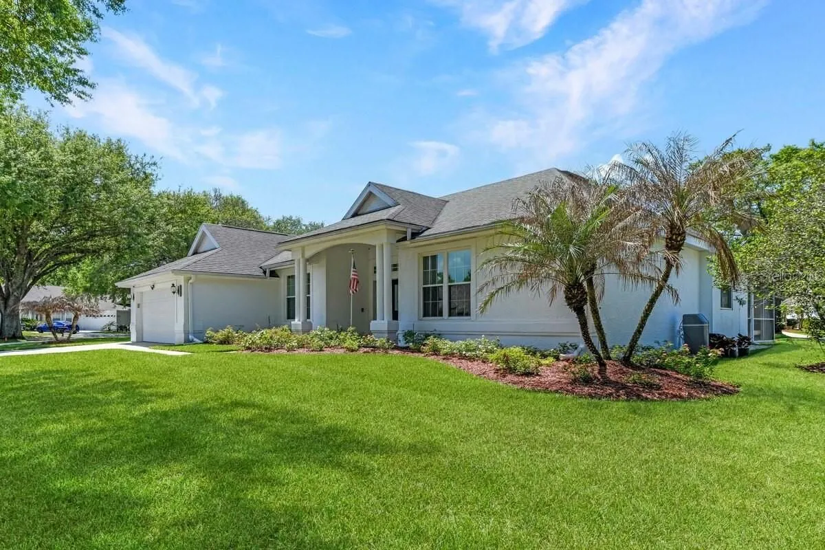 Property Slideshow image 1 of 39 | 1901 park forest blvd, Mount Dora, FL, 32757