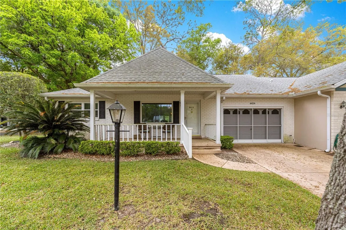 Property Slideshow image 1 of 46 | 8420 sw 92nd st a, Ocala, FL, 34481