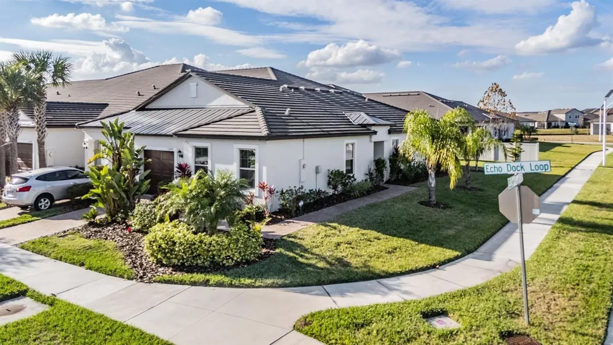 Property Slideshow image 1 of 99 | 10397 echo dock loop, San Antonio, FL, 33576