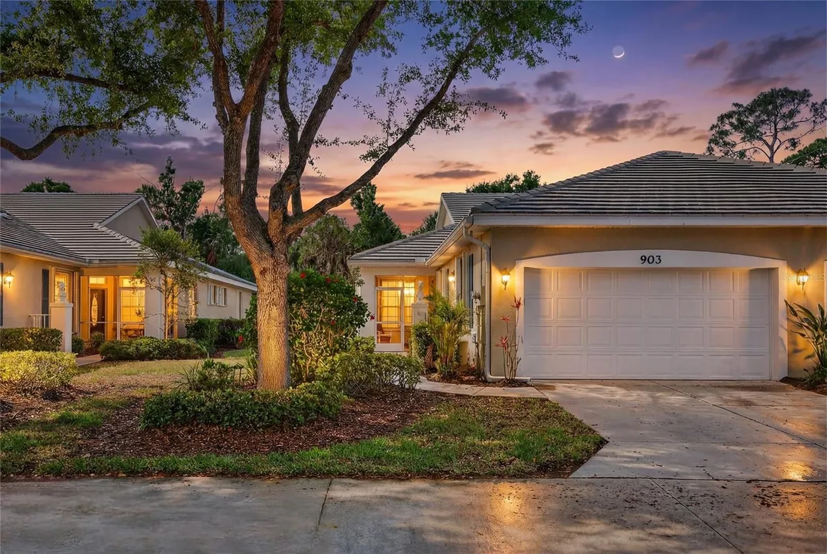Property Slideshow image 1 of 72 | 903 tartan dr 26, Venice, FL, 34293