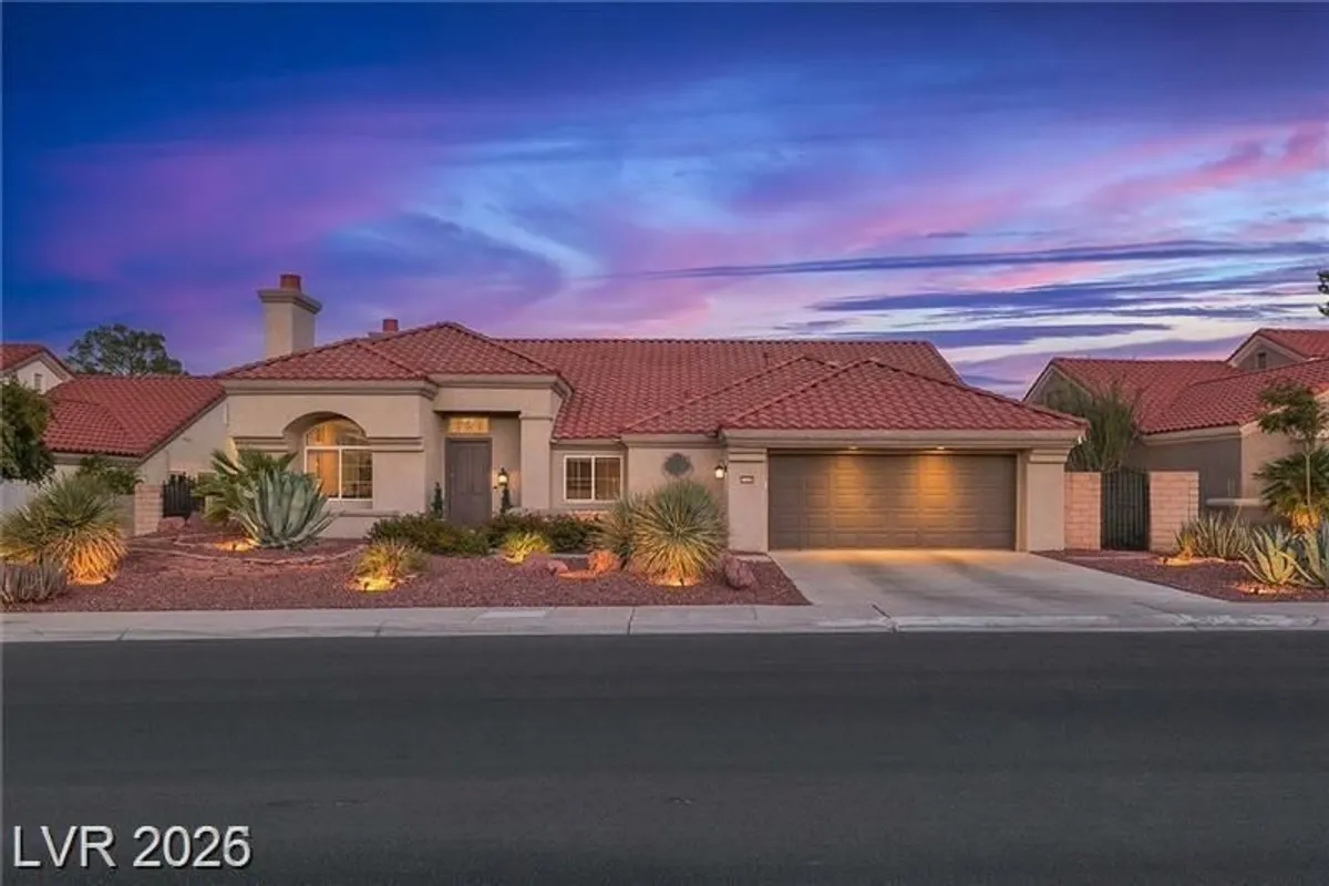 Property Slideshow image 1 of 80 | 2900 crown ridge dr, Las Vegas, NV, 89134