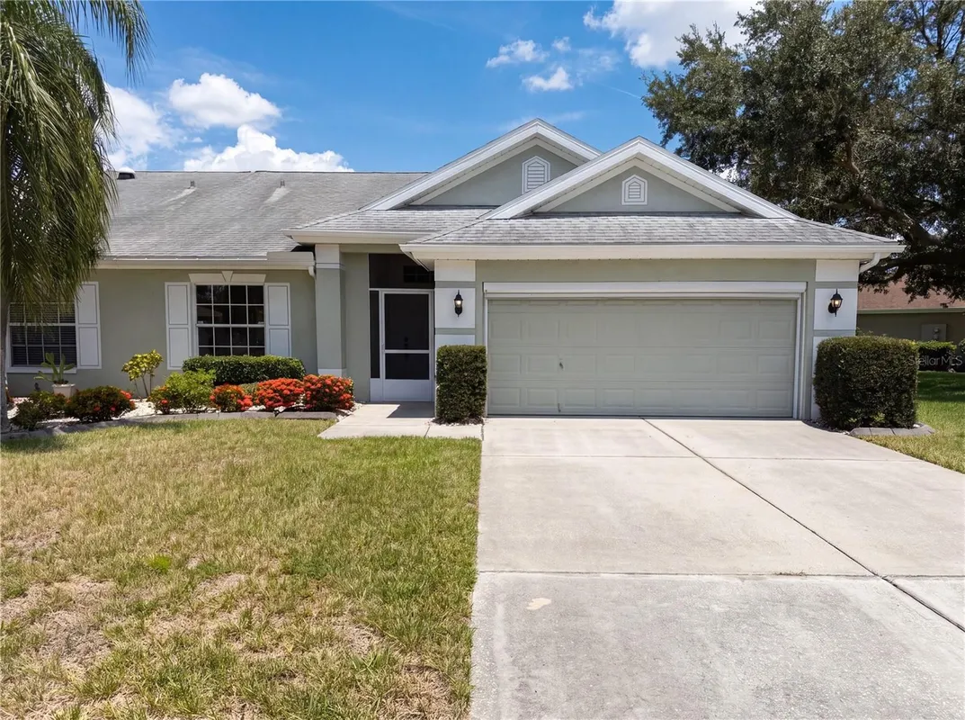 Property Slideshow image 1 of 25 | 923 oxford park dr 81, Sun City Center, FL, 33573