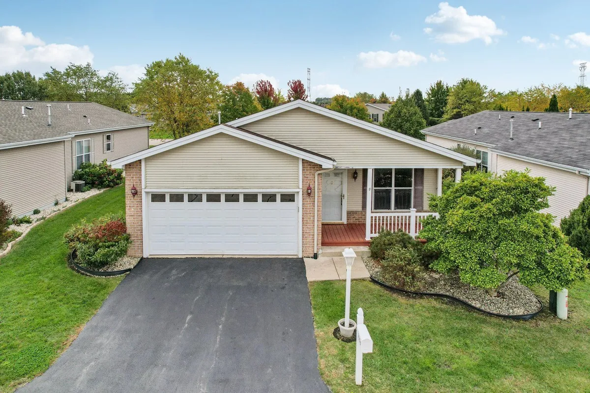 Property Slideshow image 1 of 33 | 3306 stakes ln, Grayslake, IL, 60030