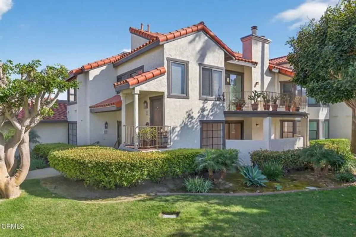 Property Slideshow image 1 of 62 | 1943 san tropez cir, Oxnard, CA, 93035