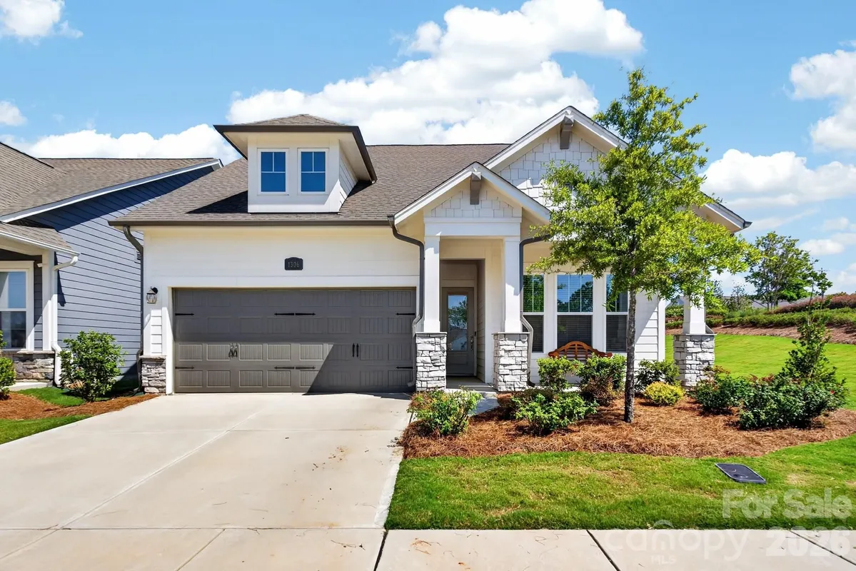 Property Slideshow image 1 of 42 | 1306 idyllic ln, Waxhaw, NC, 28173