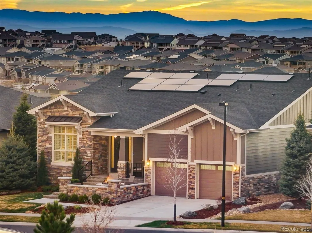 Property Slideshow image 1 of 40 | 8363 s winnipeg ct, Aurora, CO, 80016