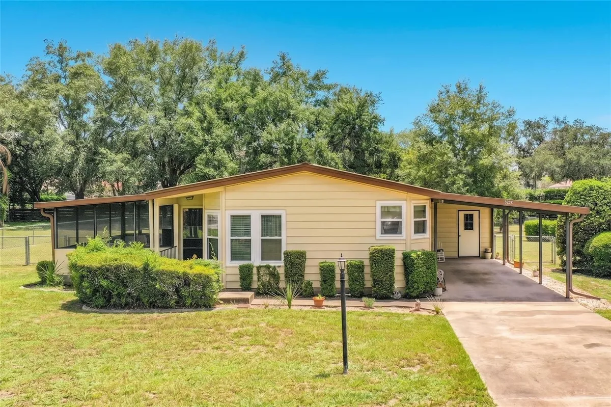 Property Slideshow image 1 of 43 | 8233 county rd, Lady Lake, FL, 32159