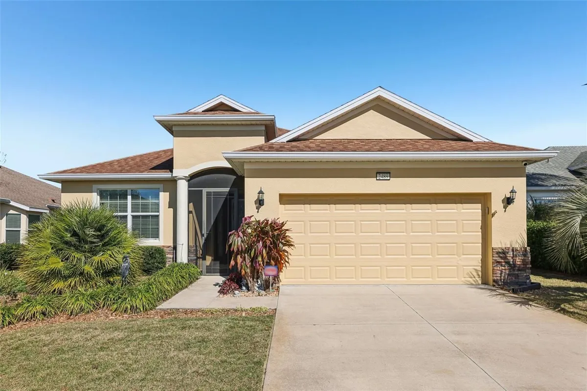 Property Slideshow image 1 of 58 | 2489 pawtucket pass, Mount Dora, FL, 32757