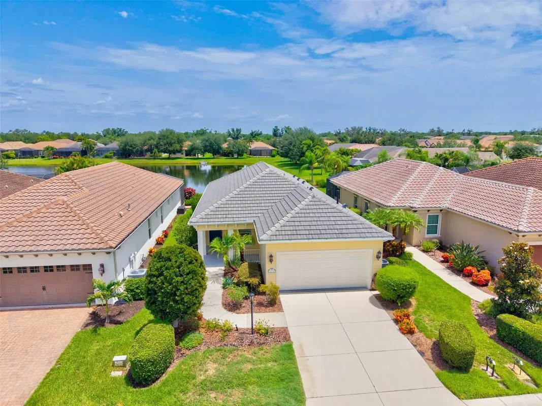 Property Slideshow image 1 of 77 | 12717 deep blue pl, Bradenton, FL, 34211