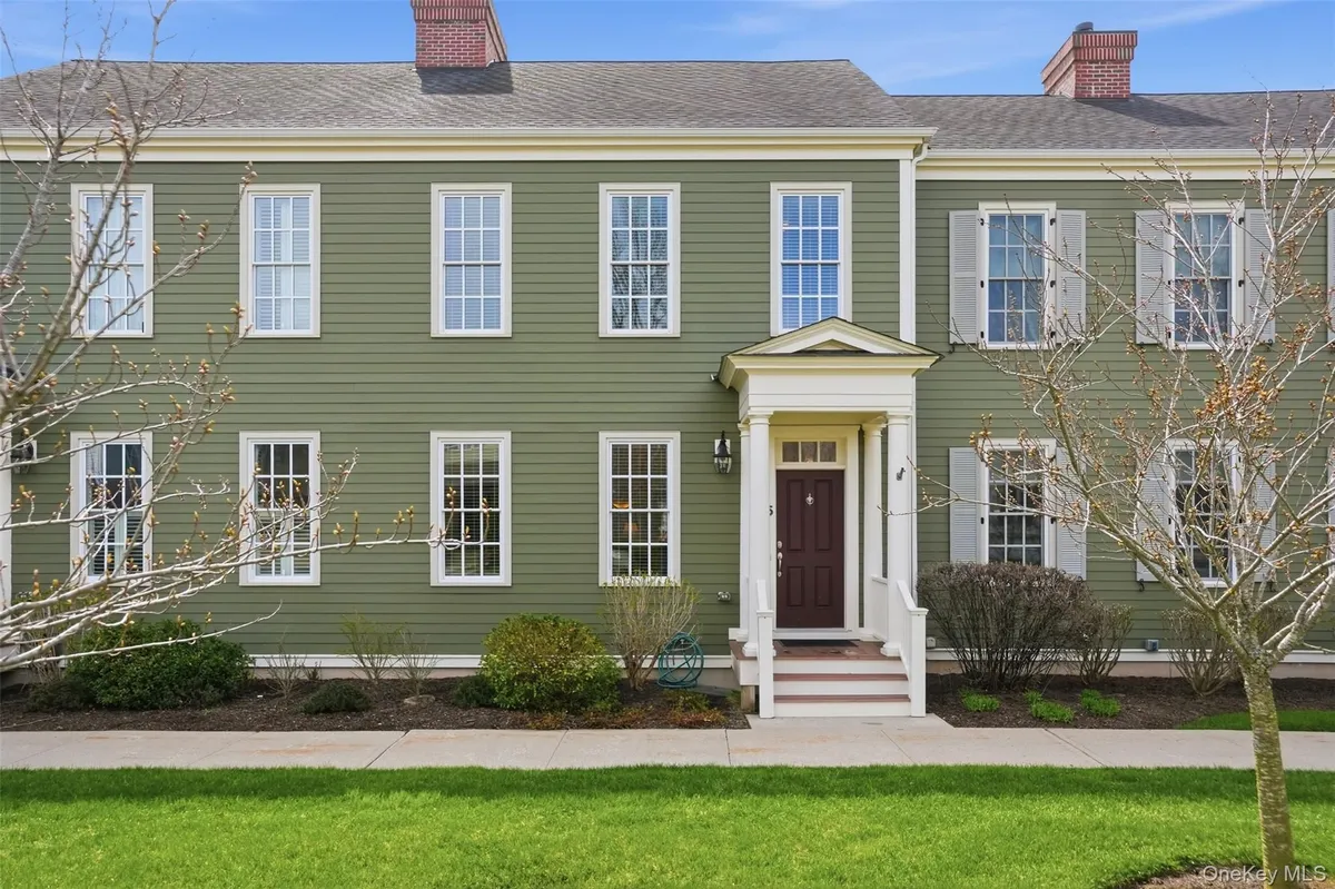 Property Slideshow image 1 of 42 | 5 cowdrey st, Warwick (Town), NY, 10990