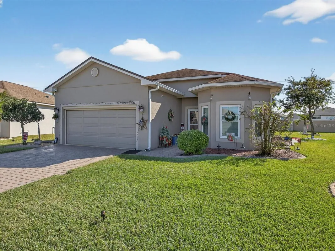 Property Slideshow image 1 of 66 | 2452 salzburg loop, Winter Haven, FL, 33884