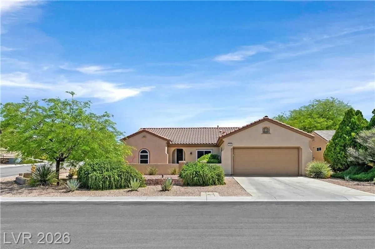 Property Slideshow image 1 of 40 | 2048 oliver springs st, Henderson, NV, 89052