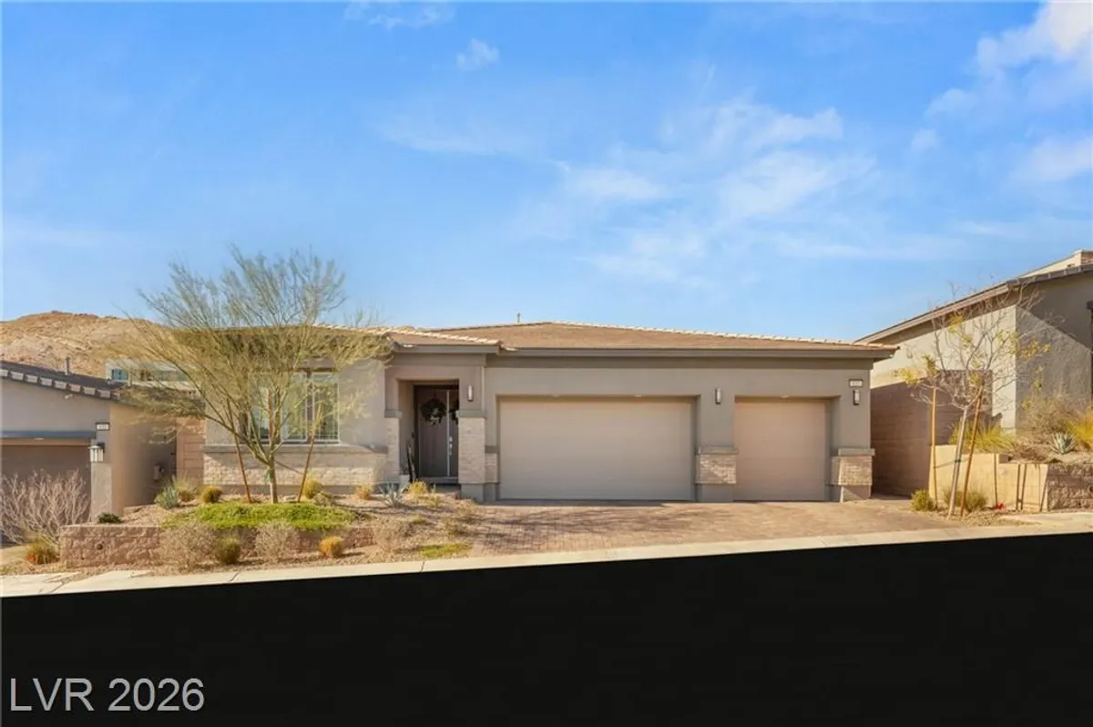 Property Slideshow image 1 of 44 | 137 juliette pointe ln, Henderson, NV, 89011