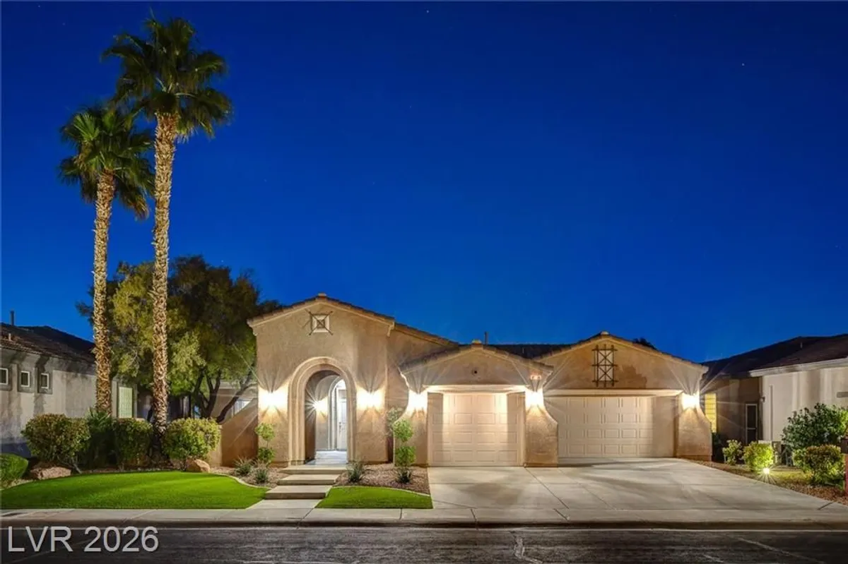 Property Slideshow image 1 of 77 | 4634 bersaglio st, Las Vegas, NV, 89135