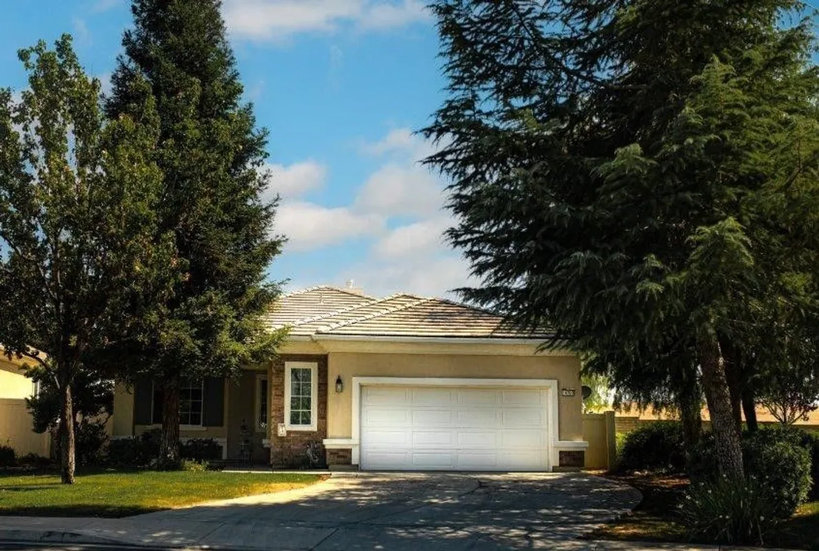 Property Slideshow image 1 of 30 | 14303 terrazzo dr, Bakersfield, CA, 93306