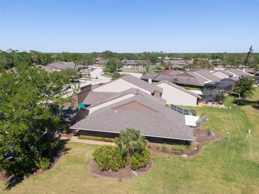 Property Slideshow image 1 of 53 | 5604 doral dr, Sarasota, FL, 34243