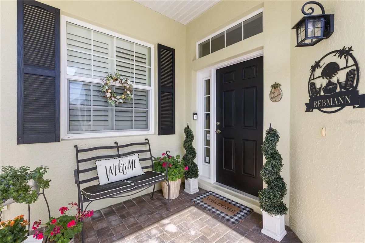 Property Slideshow image 1 of 60 | 1627 lancashire dr, Venice, FL, 34293