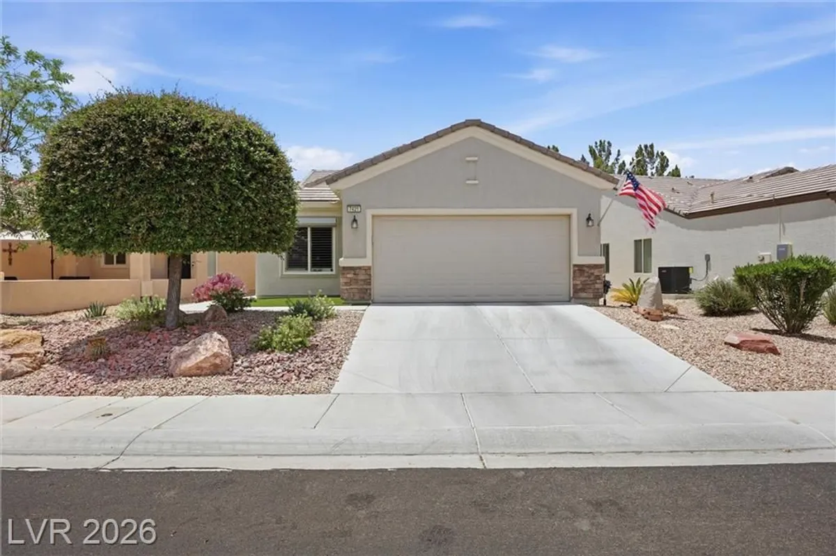 Property Slideshow image 1 of 52 | 7421 petrel st, North Las Vegas, NV, 89084