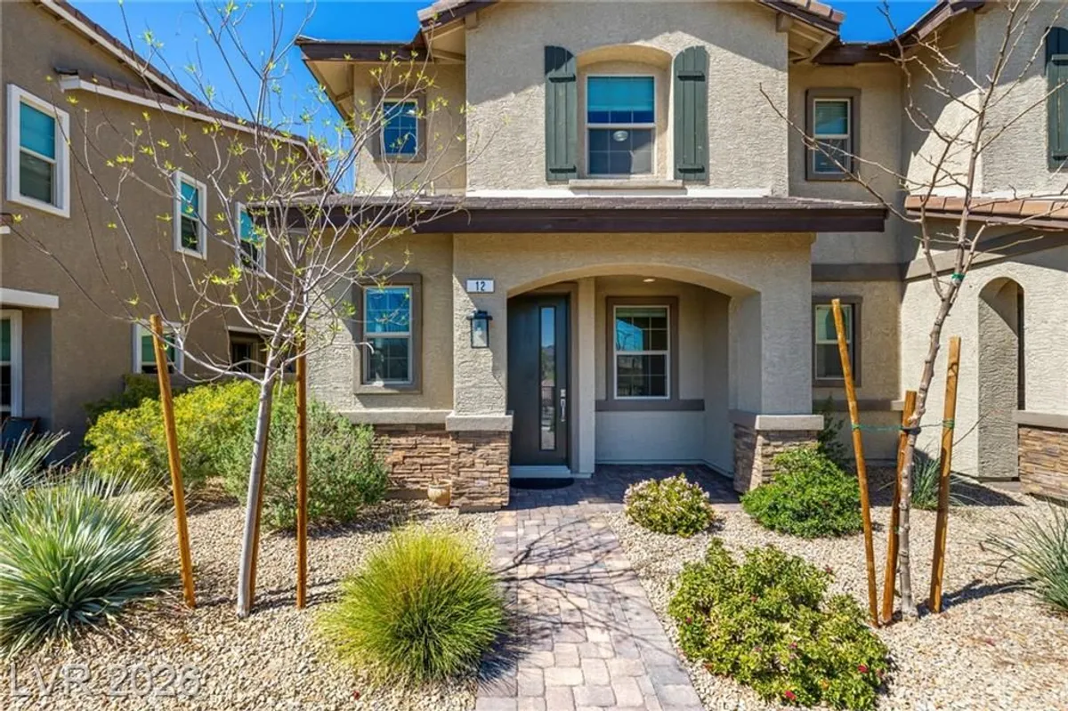 Property Slideshow image 1 of 37 | 12 kimberlite dr, Henderson, NV, 89011