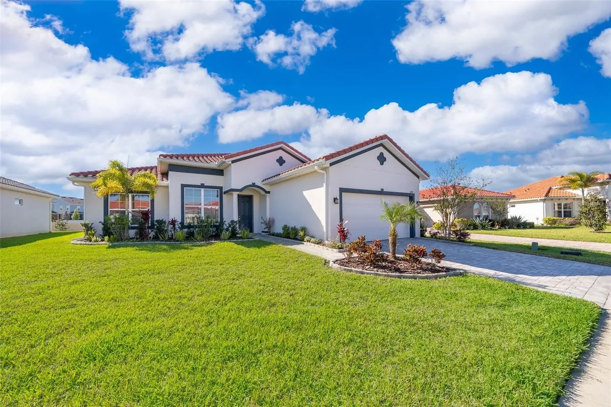 Property Slideshow image 1 of 37 | 2400 symphony cir, St Cloud, FL, 34771
