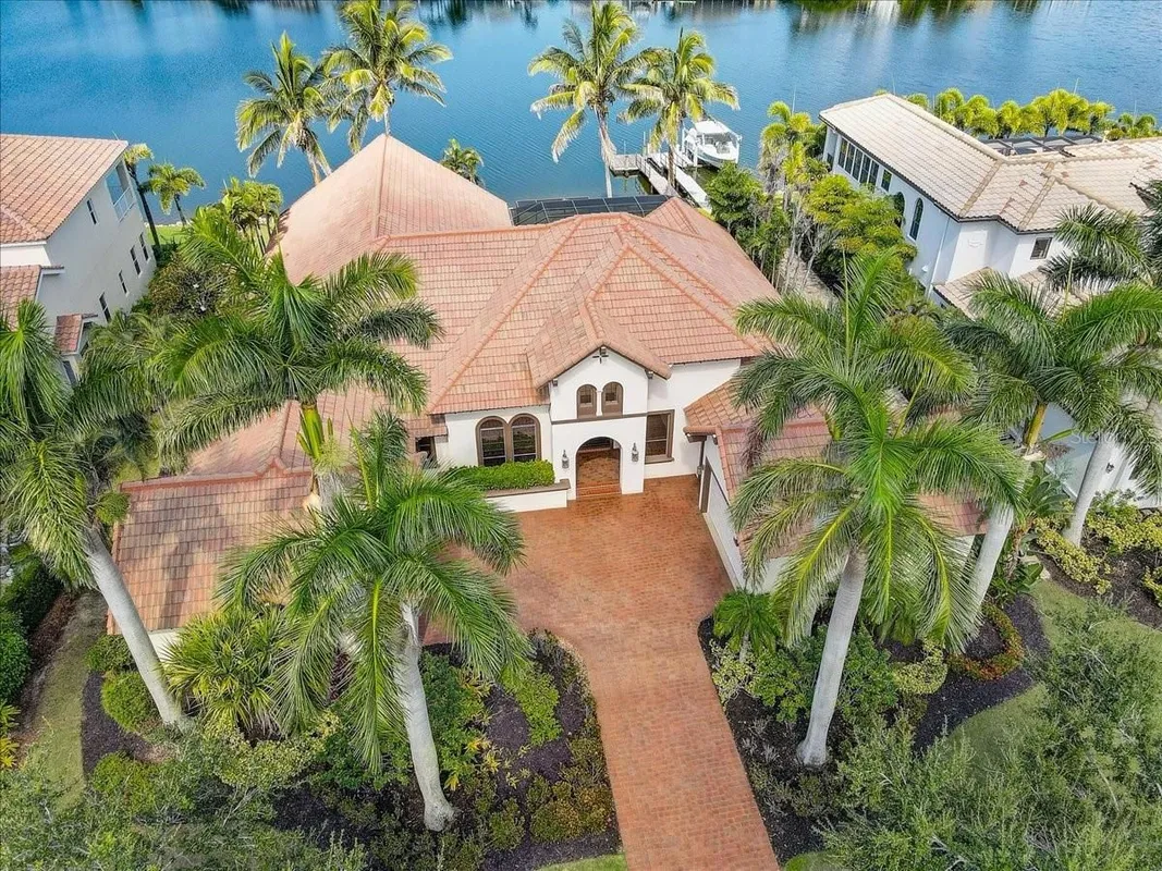 Property Slideshow image 1 of 61 | 5408 tybee island dr, Apollo Beach, FL, 33572