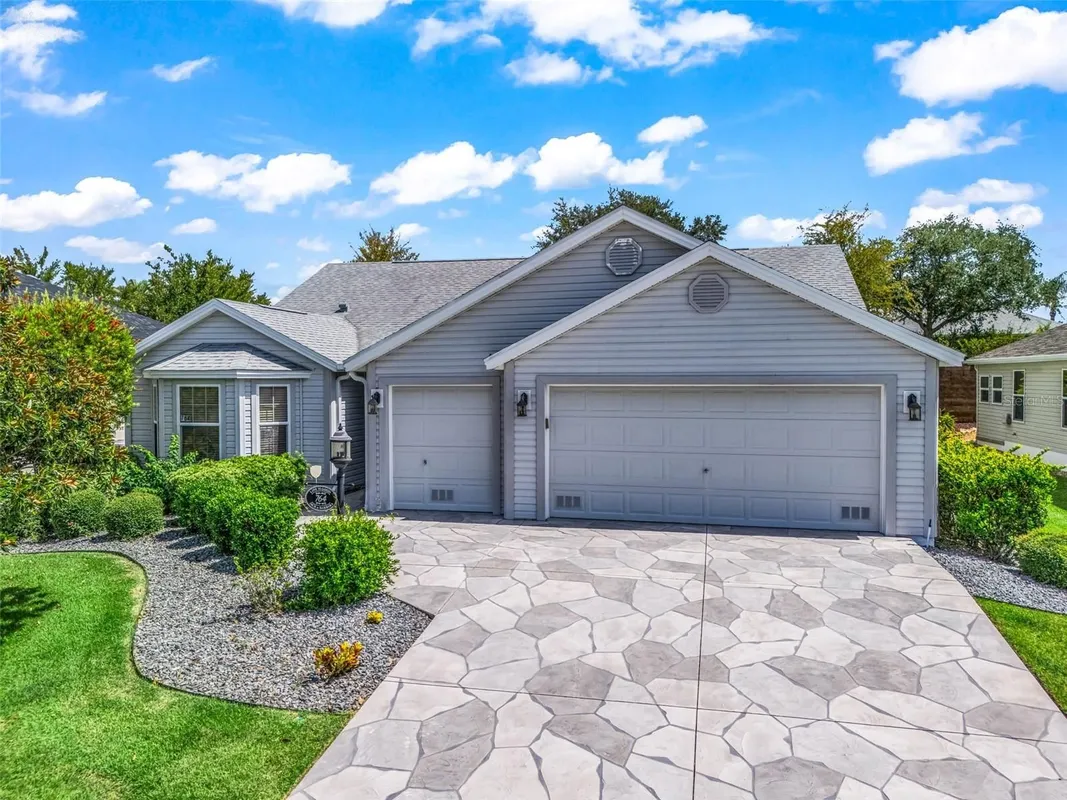 Property Slideshow image 1 of 41 | 764 baisley trl, The Villages, FL, 32162
