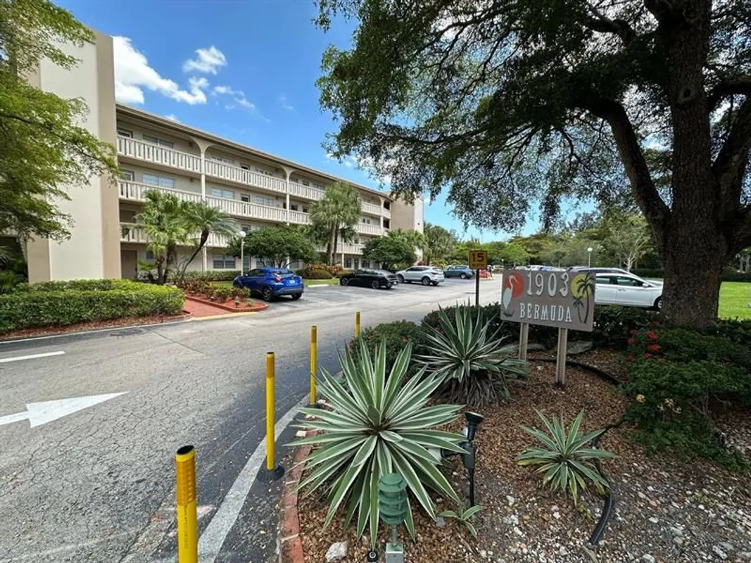 Property Slideshow image 1 of 15 | 1903 bermuda cir e3, Coconut Creek, FL, 33066