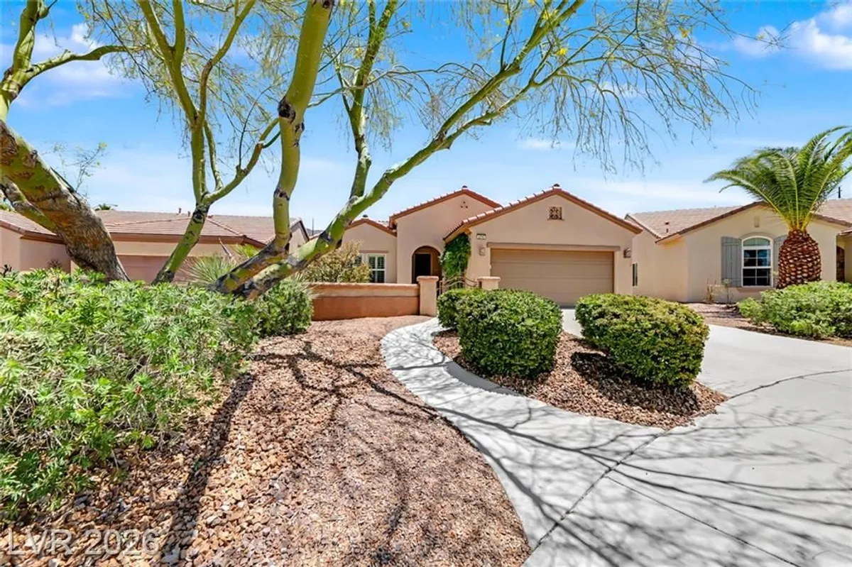 Property Slideshow image 1 of 52 | 2332 hazel valley ct, Henderson, NV, 89044