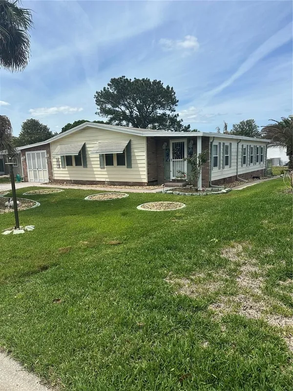 Property Slideshow image 1 of 38 | 907 orchid st, The Villages, FL, 32159