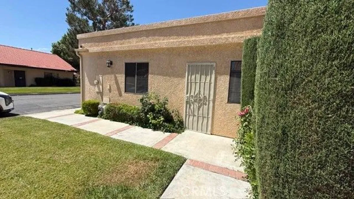 Property Slideshow image 1 of 19 | 11619 ash st, Apple Valley, CA, 92308