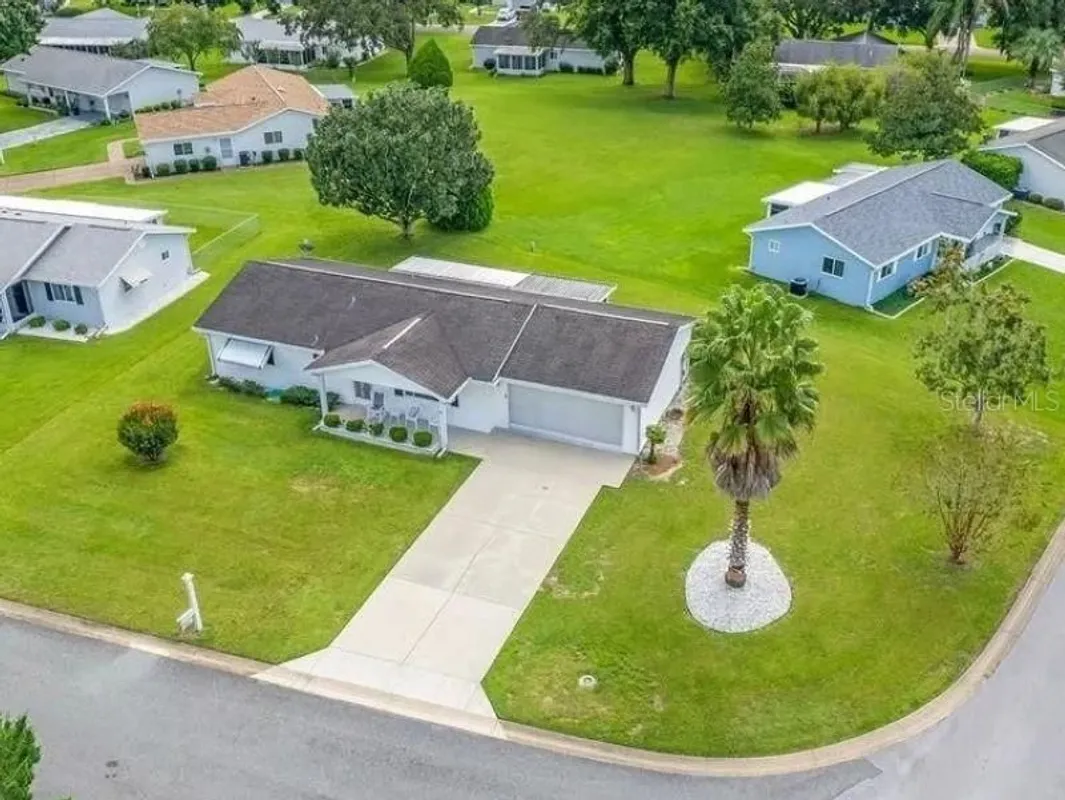 Property Slideshow image 1 of 9 | 17624 se 108th ter, Summerfield, FL, 34491