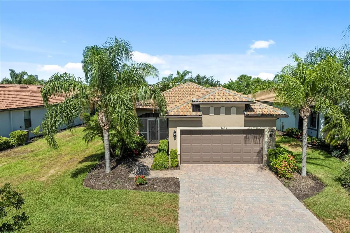 Property Slideshow image 1 of 67 | 19035 mangieri st, Venice, FL, 34293