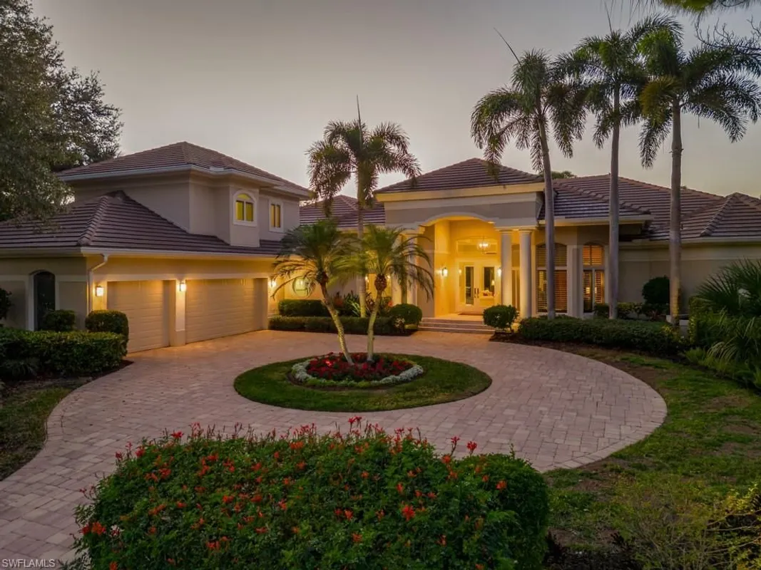 Property Slideshow image 1 of 49 | 25100 ridge oak dr, Bonita Springs, FL, 34134
