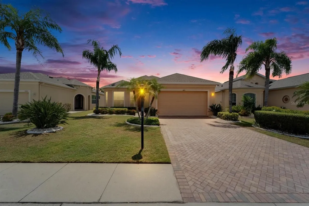 Property Slideshow image 1 of 42 | 1643 emerald dunes dr, Sun City Center, FL, 33573