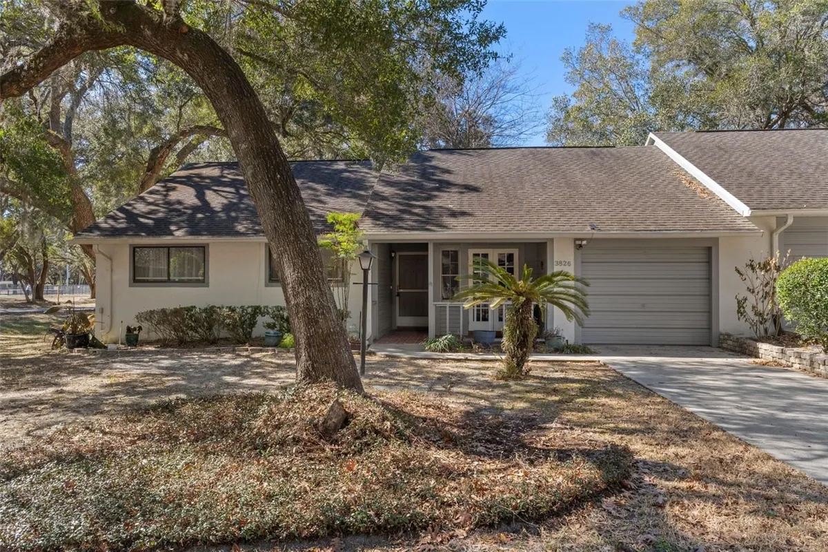 Property Slideshow image 1 of 34 | 3826 n briarberry pt, Beverly Hills, FL, 34465