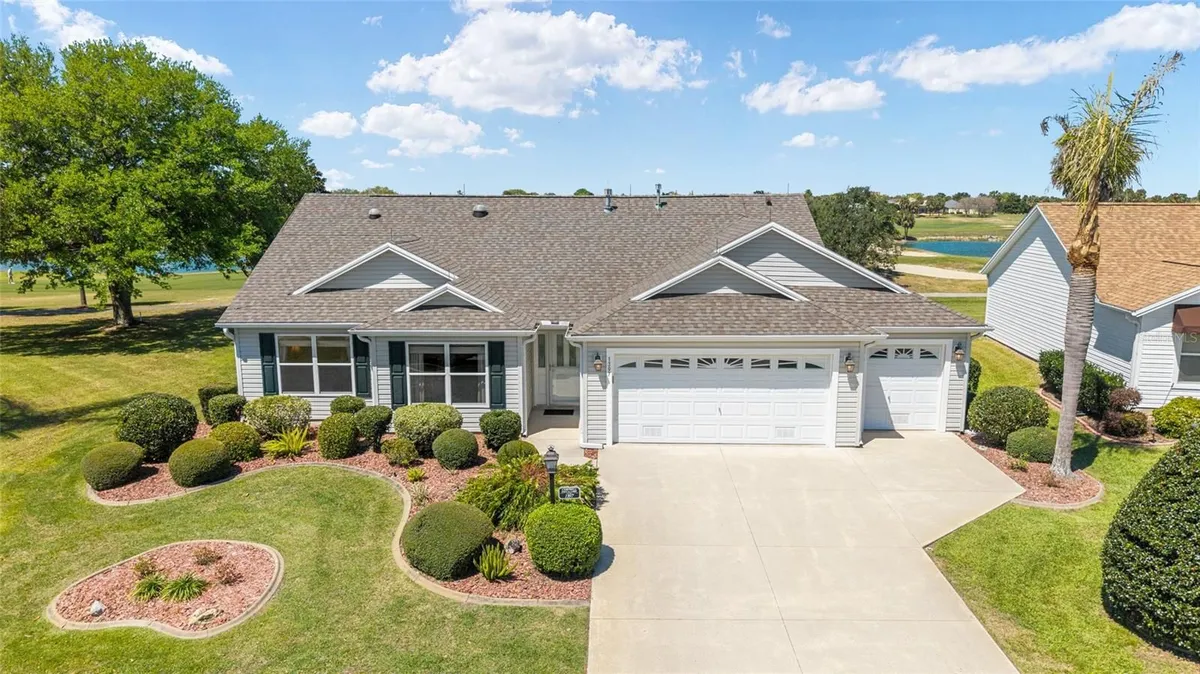 Property Slideshow image 1 of 44 | 1397 eagle ridge dr, The Villages, FL, 32162