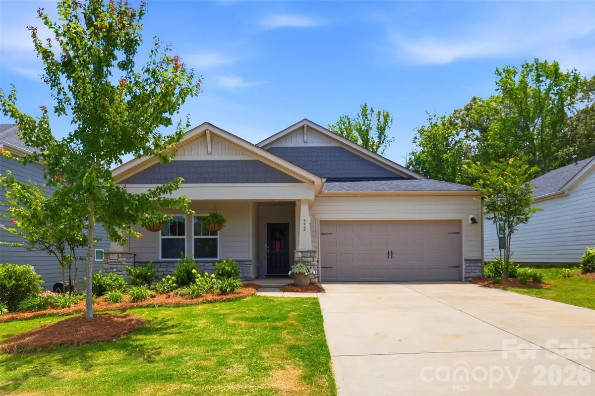 Property Slideshow image 1 of 35 | 932 rachel anne dr, Belmont, NC, 28012