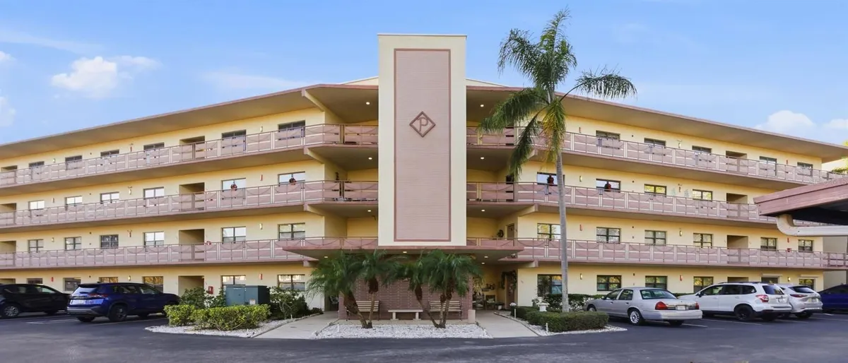 Property Slideshow image 1 of 64 | 6188 80th st n unit 310, Saint Petersburg, FL, 33709