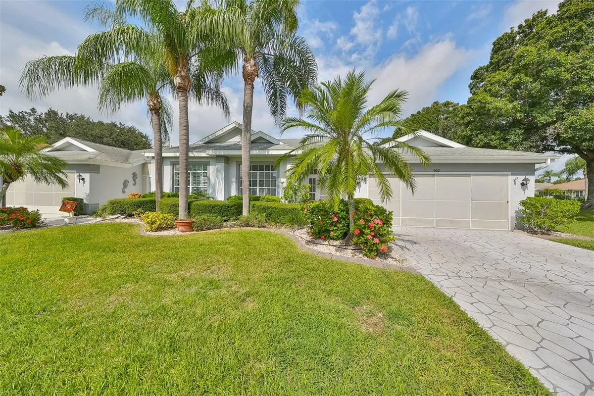 Property Slideshow image 1 of 42 | 902 mcdaniel st, Sun City Center, FL, 33573