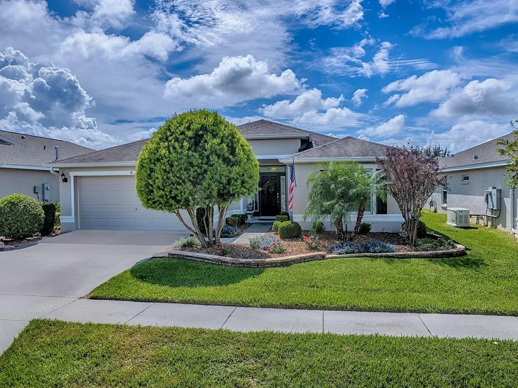 Property Slideshow image 1 of 61 | 26689 otter creek ln, Leesburg, FL, 34748