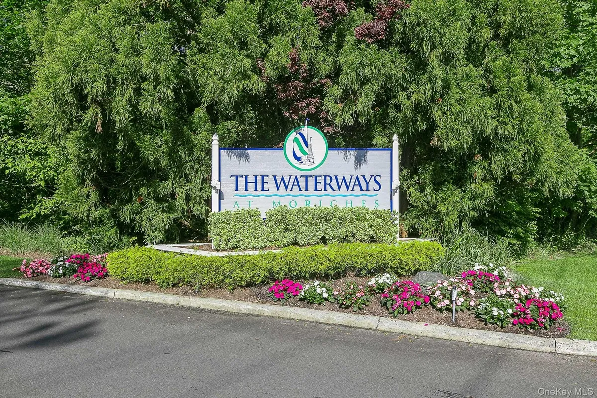 Property Slideshow image 1 of 49 | 477 woodscreek ct, Brookhaven, NY, 11955